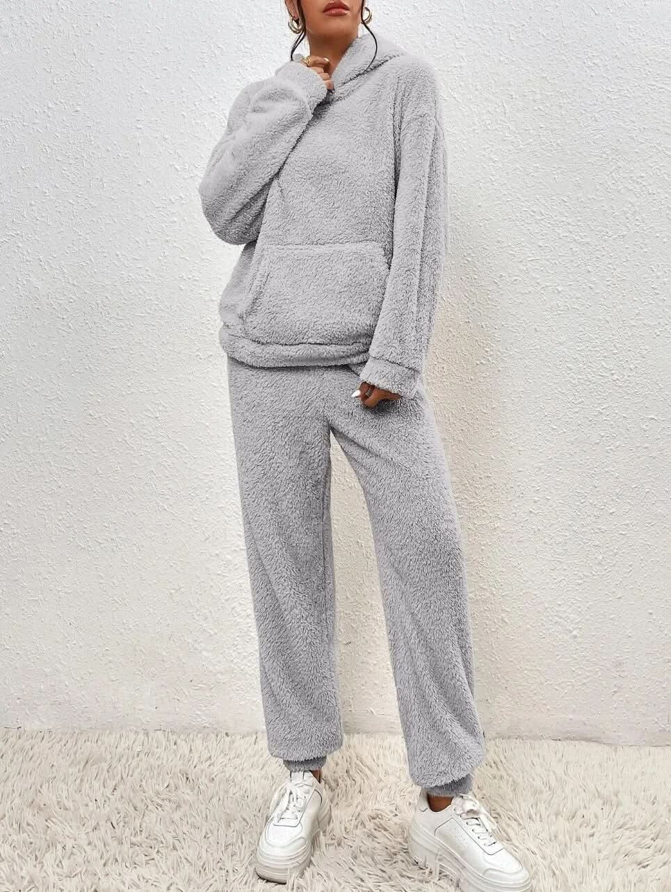 Fleece Loungewear – Two-Piece Lounge Set for Women with Hoodie and Joggers-Myra Lina