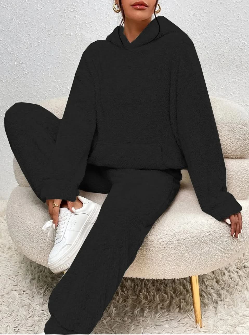 Fleece Loungewear – Two-Piece Lounge Set for Women with Hoodie and Joggers-Myra Lina